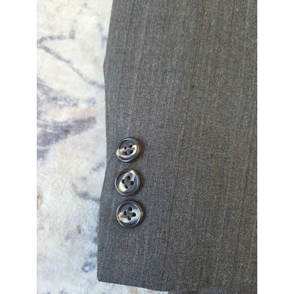 #48 Vtg Botany 500 48R  Gray Striped USA Made Mens Jacket Pants Suit Levine's - Picture 2 of 12